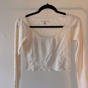 BRANDY MELVILLE-wide neckline cream crop top